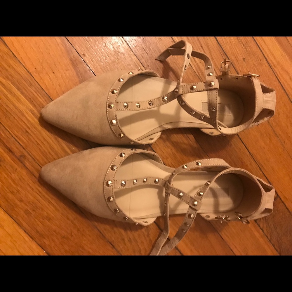 Forever 21 Tan Flats